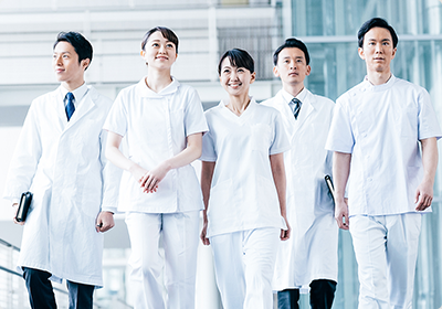 診療理念 私たちの誇りは、チームワークを持って医療に取り組むことです。